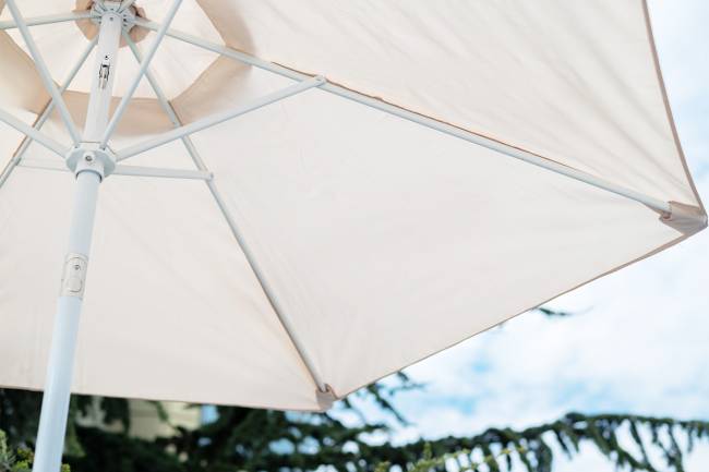 Зонт пляжный Tweet Standart d2, с наклоном песочный Зонт пляжный Tweet Standart d2, с наклоном песочный