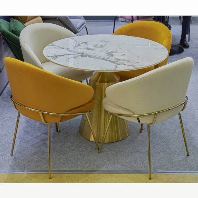 Стул-полукресло Emil графит с золотыми ножками Стул-полукресло Emil графит с золотыми ножками