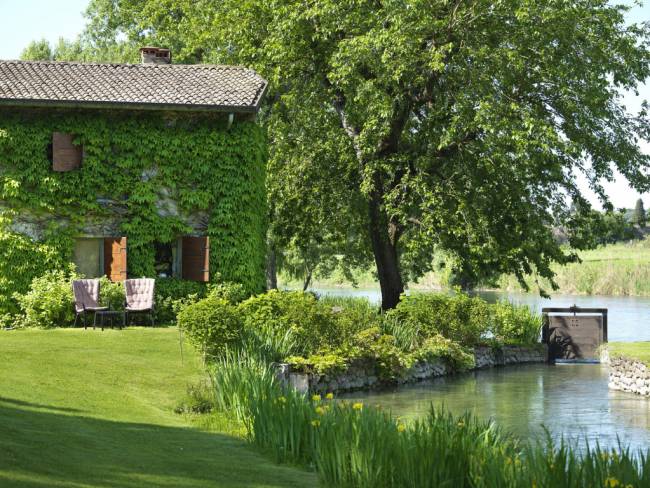 Подушка для кресла Folio розовый 1265х860х70 мм Подушка для кресла Folio розовый 1265х860х70 мм