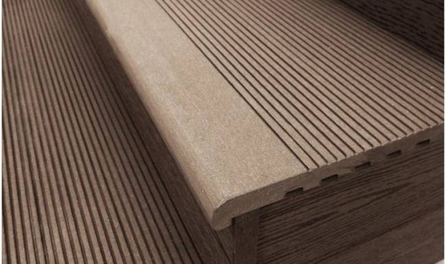 Ступень из ДПК DECKRON/DARVOLEX, 320*20*4000, коричневый Ступень из ДПК DECKRON/DARVOLEX, 320*20*4000, коричневый